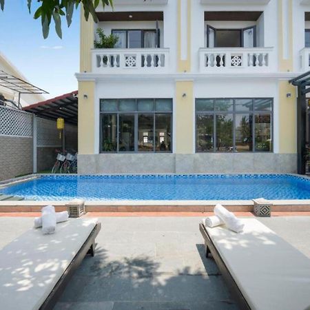 הוי אן Hotel Front Beach מראה חיצוני תמונה