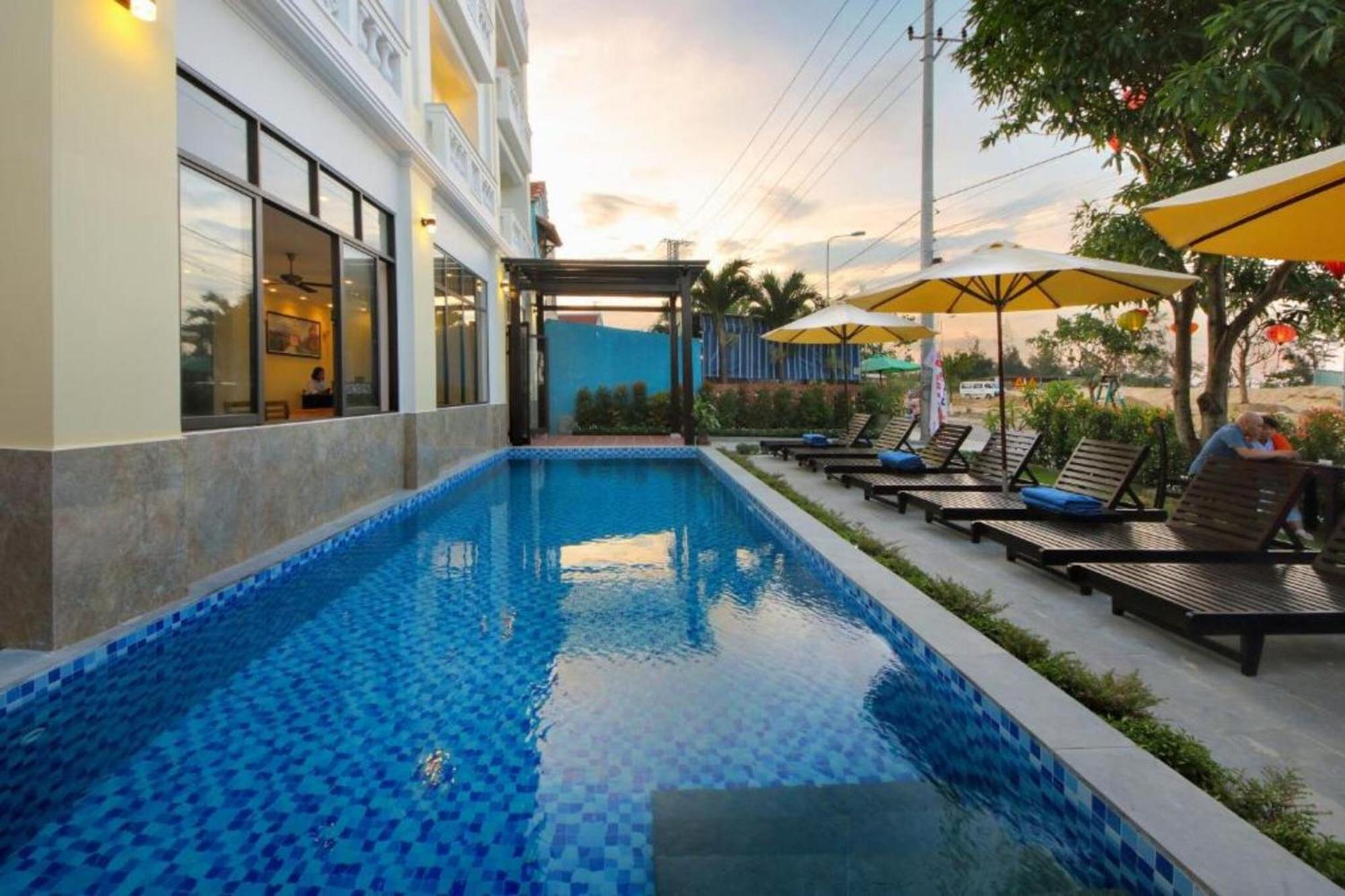 הוי אן Hotel Front Beach מראה חיצוני תמונה